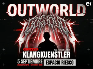 Portada del artículo sobre Klangkuenstler Outworld All Night Long en Santiago 2026, diseño gráfico en tonos rojo, negro y blanco con la palabra OUTWORLD en grande, logo metálico futurista al centro y silueta oscura del DJ frente a un fondo digital con código binario, donde se leen los textos The Grid, Klangkuenstler, 5 septiembre y Espacio Riesco, representando un evento de techno en Chile.